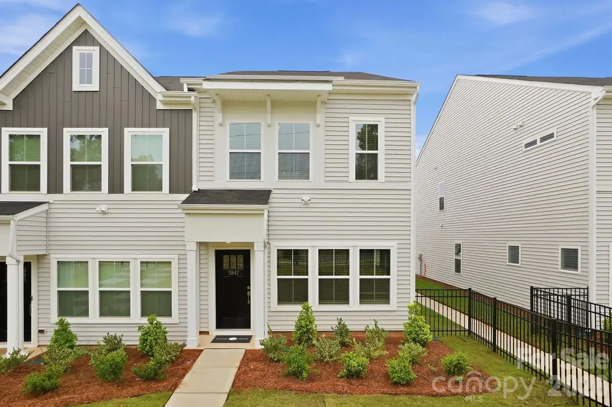 5847 Tuckaseegee RD #6, Charlotte, NC 28208