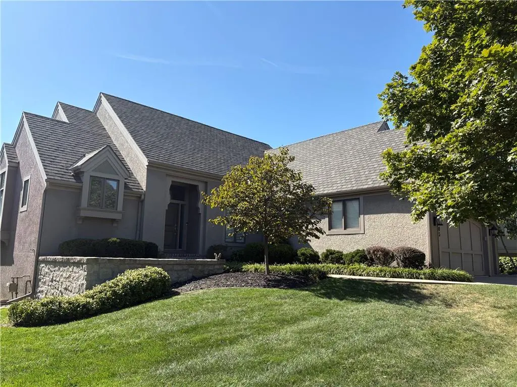6105 W 147th ST #W, Overland Park, KS 66223