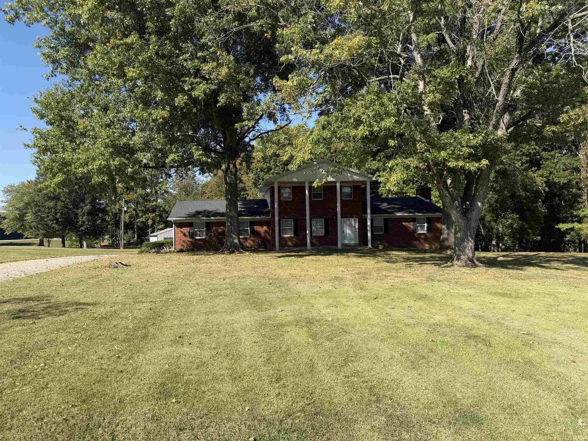 5920 Tracy Dallas LN, Mount Vernon, IN 47620