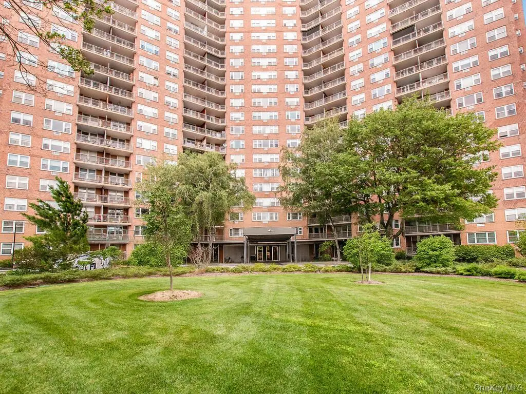 5800 Arlington AVE #9P, Bronx, NY 10471