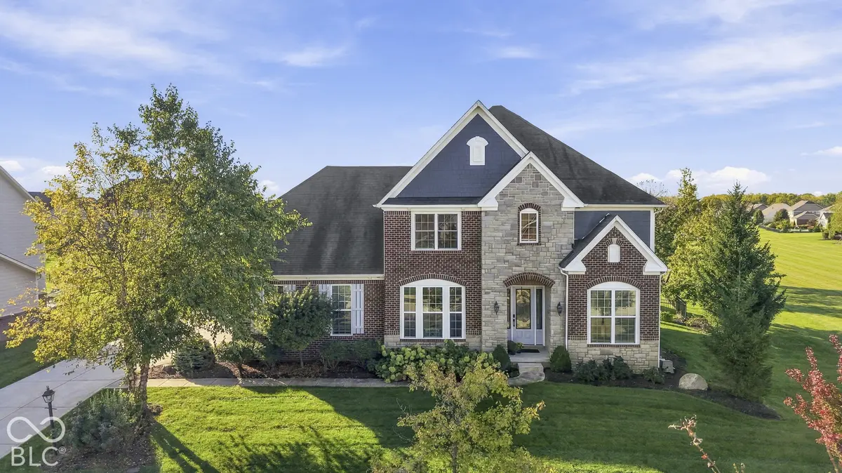 14749 Edgebrook DR, Fishers, IN 46040
