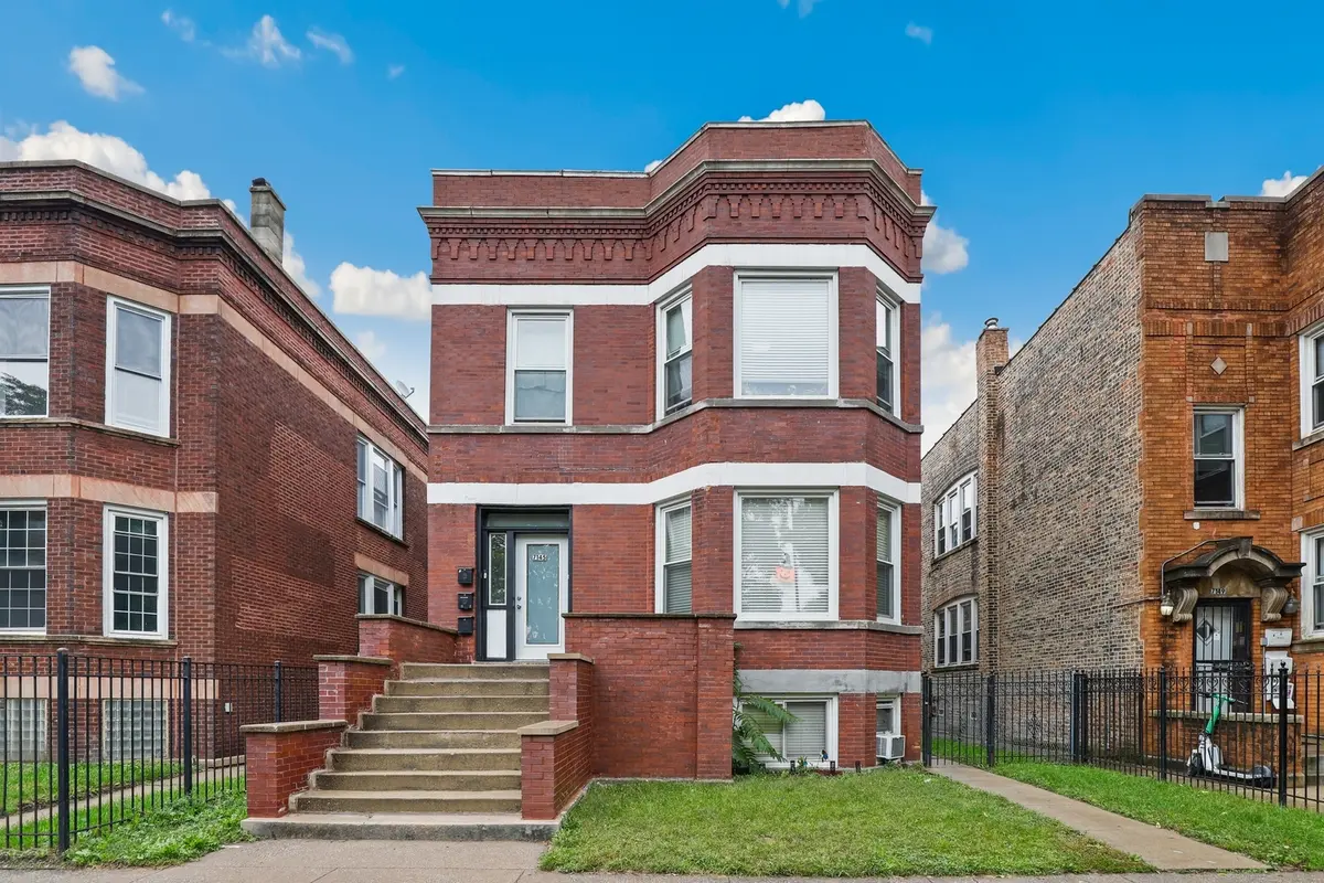 7145 S King DR, Chicago, IL 60619