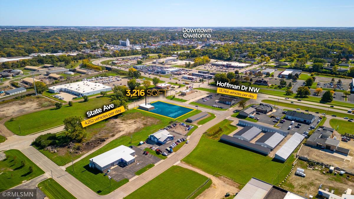 1130 State AVE NW, Owatonna, MN 55060