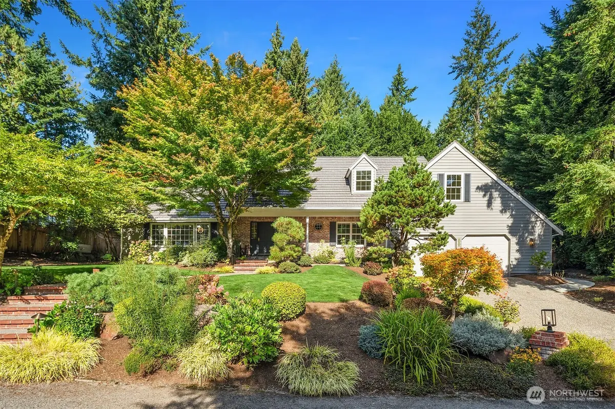 12750 NE 35th PL, Bellevue, WA 98005
