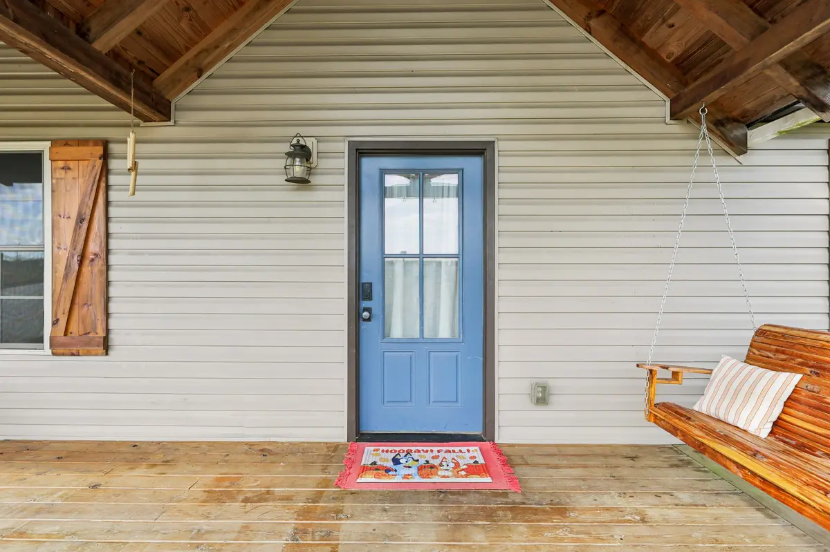 724 Kirbytown Rd, Lafayette, TN 37083