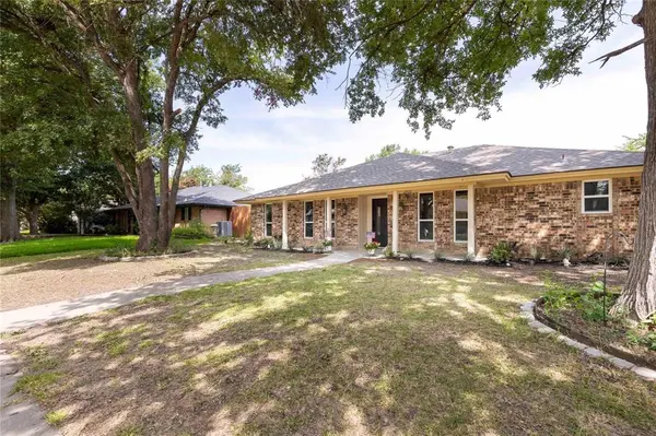2705 Chadwick Drive, Plano, TX 75075