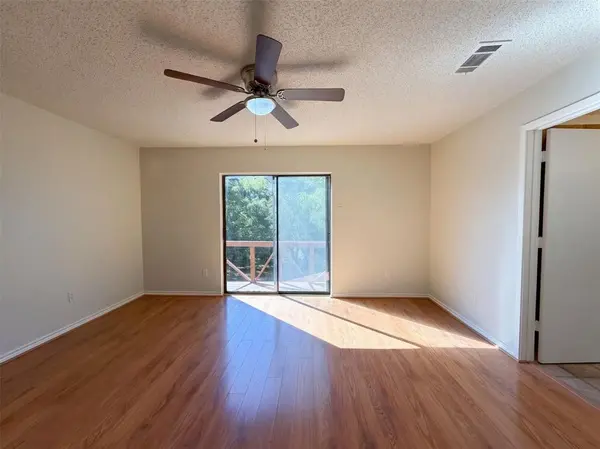 15830 Hilltop Drive, Kemp, TX 75143