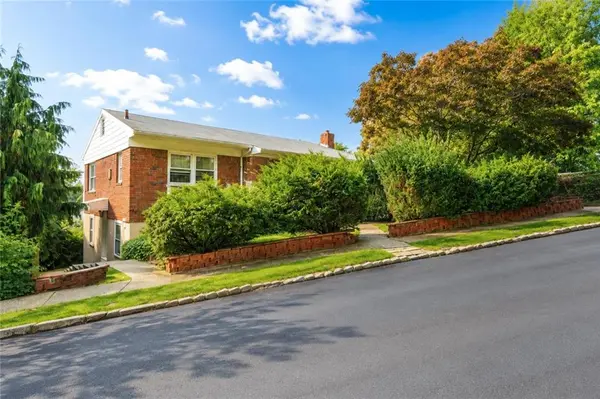 96 Longview RD, Brooklyn, NY 10304