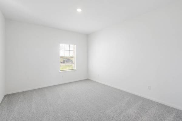 135 Wirepass CRST, Jarrell, TX 76537