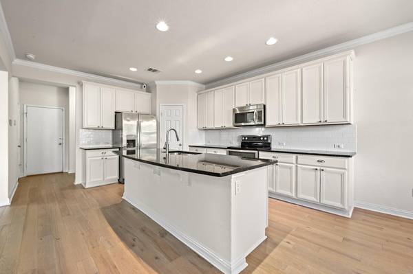 10108 Aly May DR, Austin, TX 78748