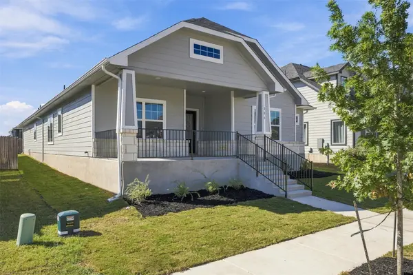 204 Ashby DR, Hutto, TX 78634