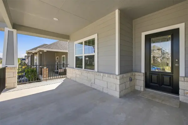 204 Ashby DR, Hutto, TX 78634