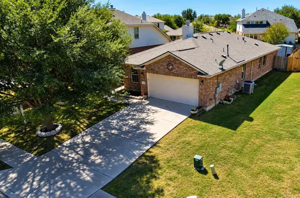18536 Blue Pond DR, Pflugerville, TX 78660