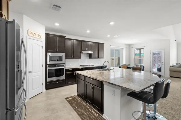 6533 Leonardo CV, Round Rock, TX 78665