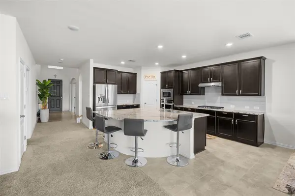 6533 Leonardo CV, Round Rock, TX 78665