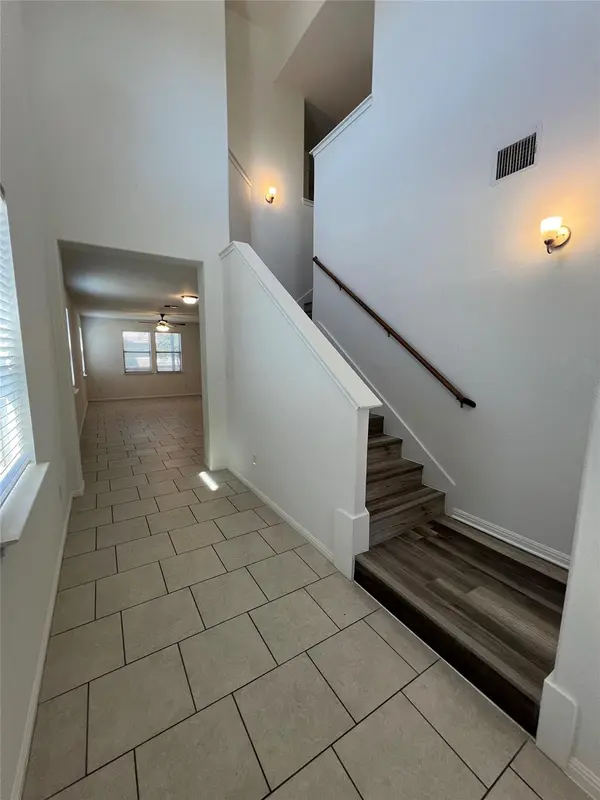 1316 Falconer WAY, Austin, TX 78748