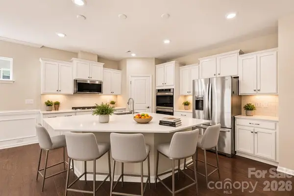 5019 Chegall Crossing WAY, Mount Holly, NC 28120