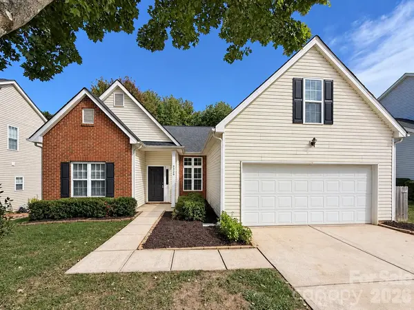 9326 Royal Highlands CT, Charlotte, NC 28277