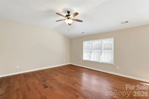 9326 Royal Highlands CT, Charlotte, NC 28277