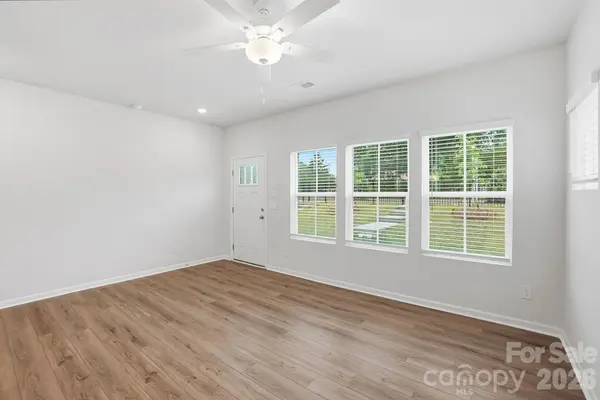 5853 Tuckaseegee RD #5, Charlotte, NC 28208