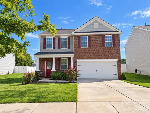 1130 Rock Haven DR, Charlotte, NC 28216