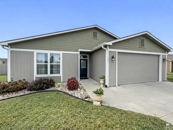 101 Bob White CIR, Riley, KS 66531