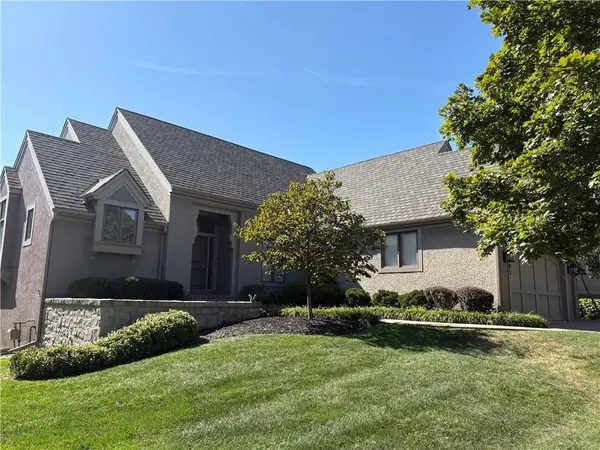6105 W 147th ST #W, Overland Park, KS 66223