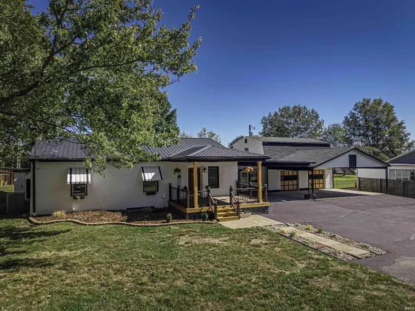 8627 New Harmony RD, Evansville, IN 47720