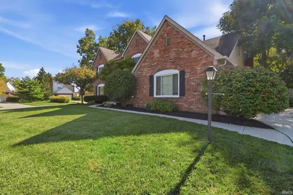 897 Joann CT, Carmel, IN 46032-5295