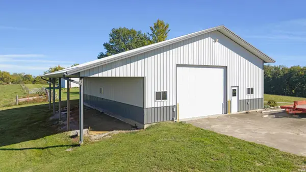 2716 E State Road 64 ***, Princeton, IN 47670