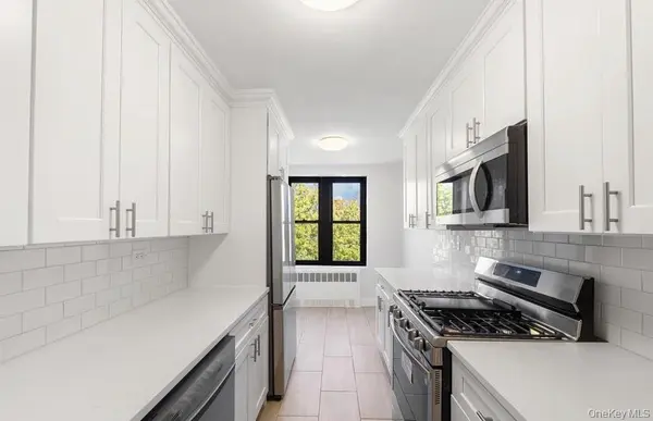 18-35 Corporal Kennedy ST #6D, Bayside, NY 11360
