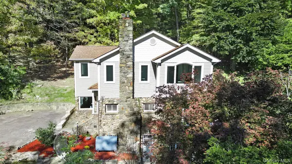 3811 Wood ST, Jefferson Valley, NY 10535