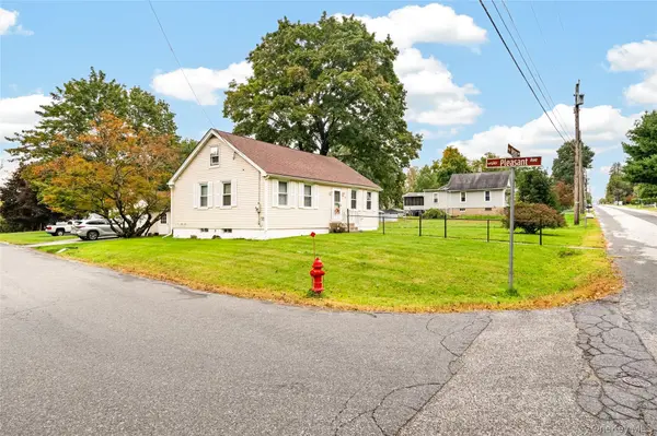 54 Western AVE, Middletown, NY 10940