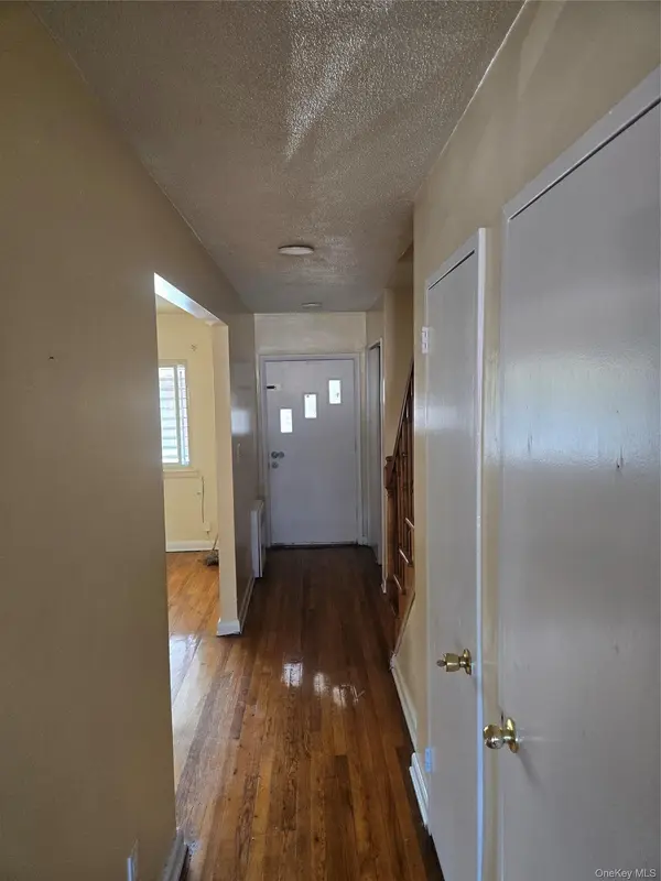 4030 Baychester AVE, Bronx, NY 10466