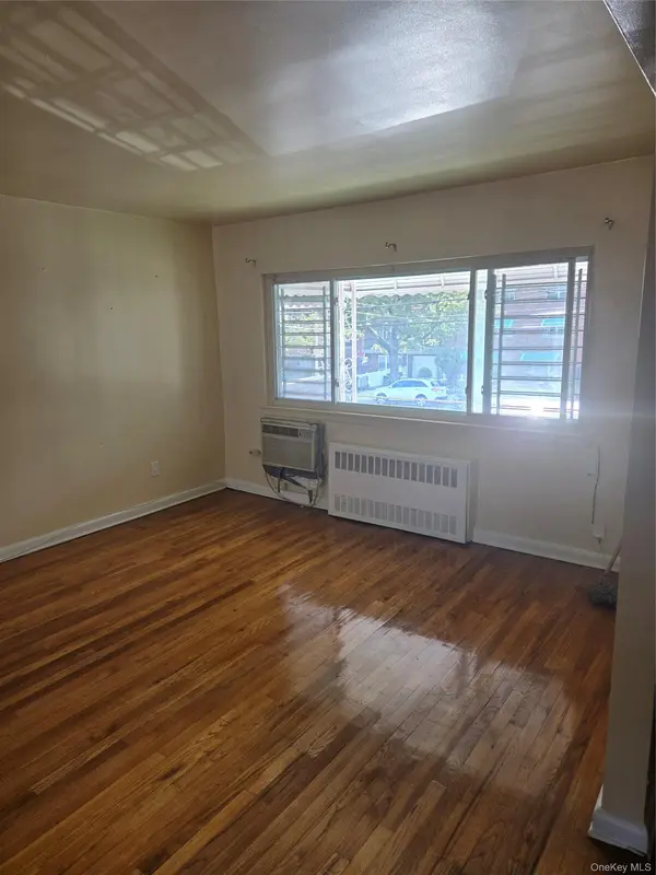4030 Baychester AVE, Bronx, NY 10466