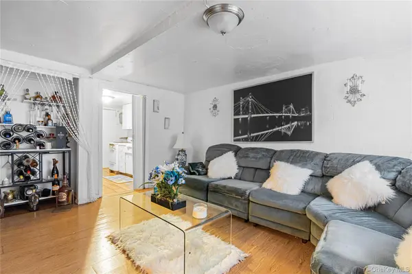 1110 E 213th ST, Bronx, NY 10469