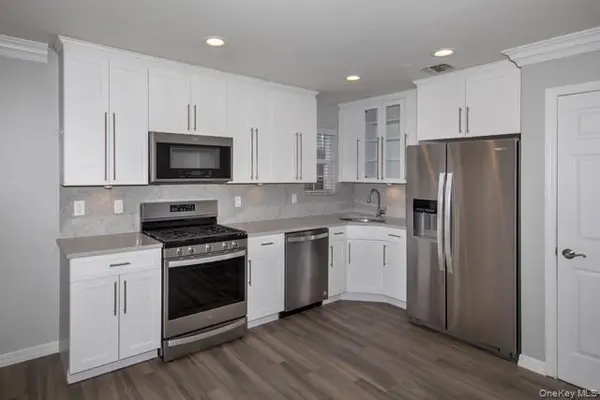 300 Village Green DR #180, Port Jefferson Station, NY 11776
