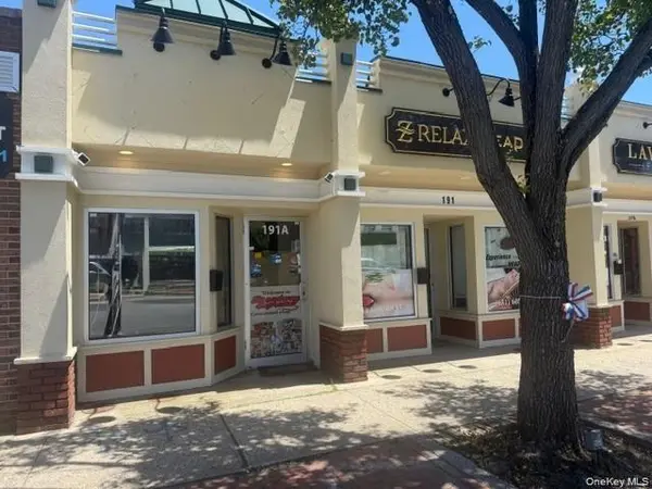 191-191A Broadway, Amityville, NY 11701