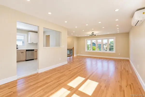 33 Area PL, Staten Island, NY 10314