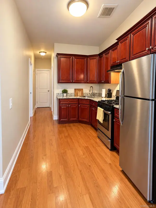 662 E 52nd ST, Brooklyn, NY 11203