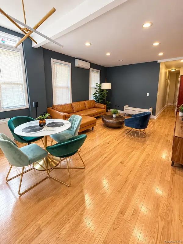 662 E 52nd ST, Brooklyn, NY 11203