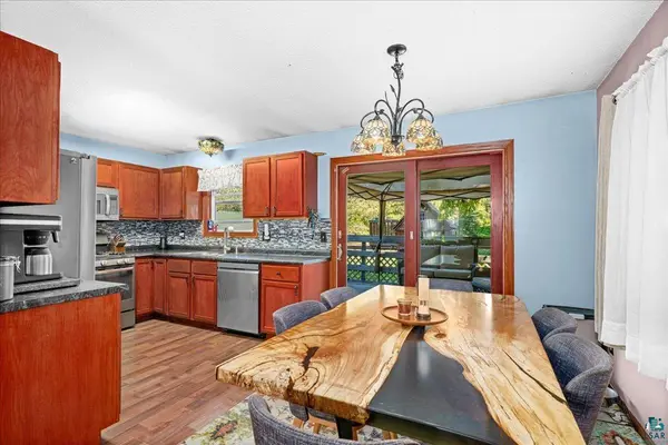 1919 W Arrowhead Rd, Duluth, MN 55811
