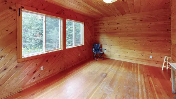 3131 Hwy 61 E, Grand Marais, MN 55604