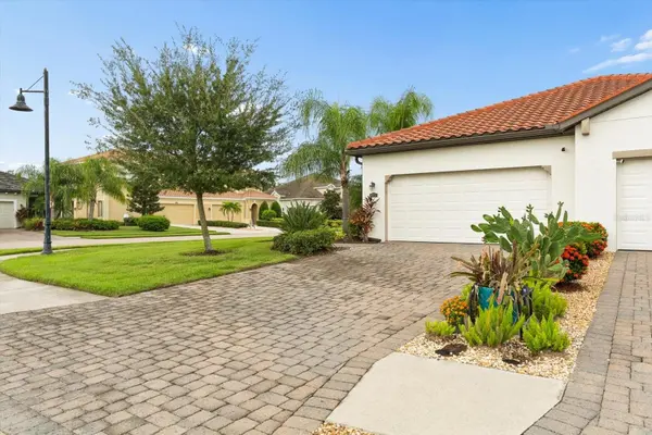 2324 SPRINGHAVEN LN, Lakewood Ranch, FL 34211