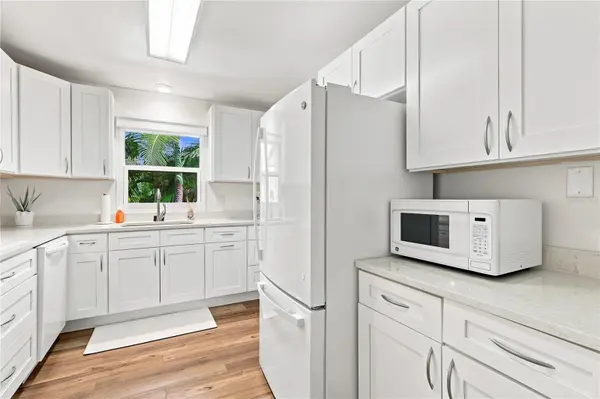 700 LONGBOAT CT, Longboat Key, FL 34228
