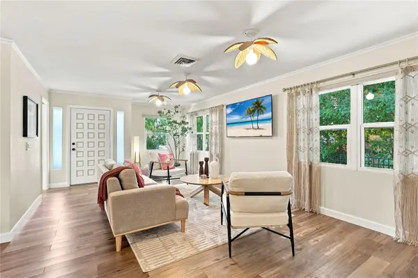 700 LONGBOAT CT, Longboat Key, FL 34228