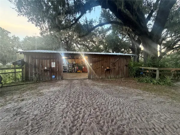 2531 CR 546A, Bushnell, FL 33513