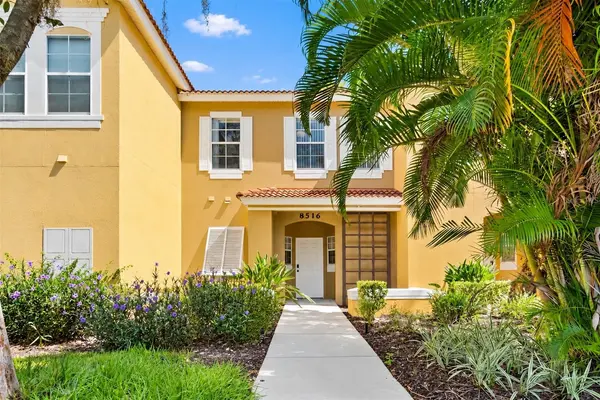 8516 CRYSTAL COVE LOOP, Kissimmee, FL 34747