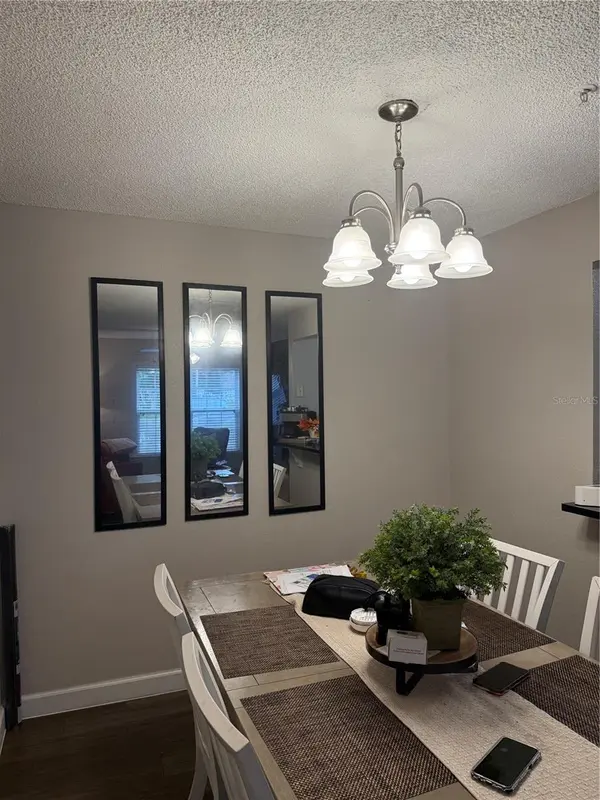 2071 DIXIE BELLE DR #2071M, Orlando, FL 32812
