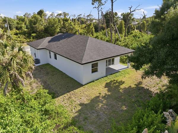 136 LOMAS RD, Rotonda West, FL 33947